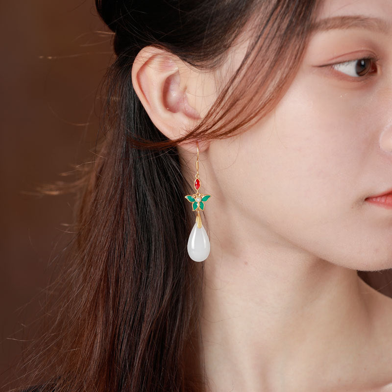 Charming Earring for Any Occasion