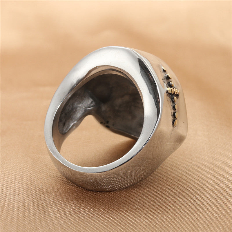 Charming Gold Ring for Any Occasion