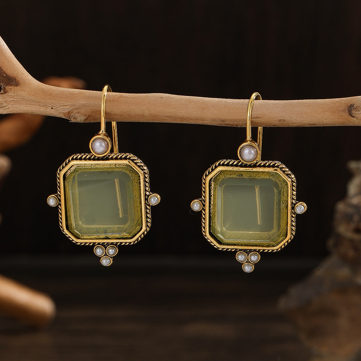 Classic Earring with Timeless Appeal