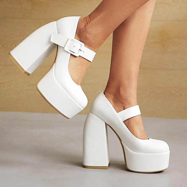 Chic Orthopedic Shoes with Unique Design