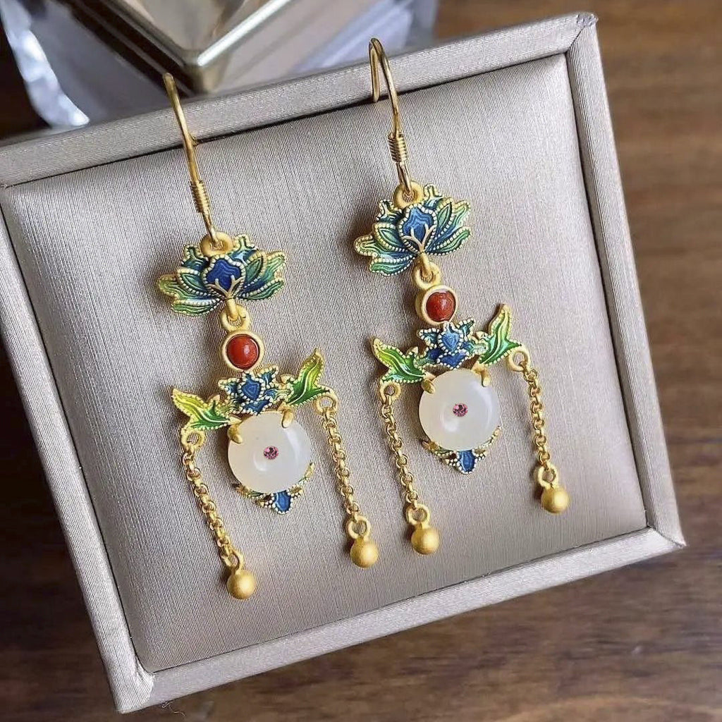 Stunning Gold Earring for Daily Wear