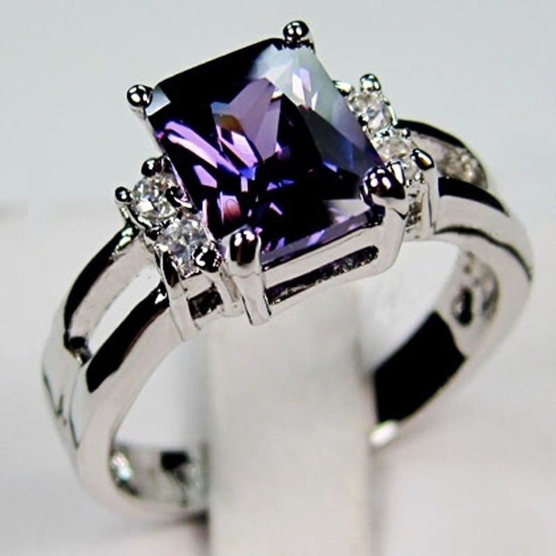 Charming Ring for Any Occasion