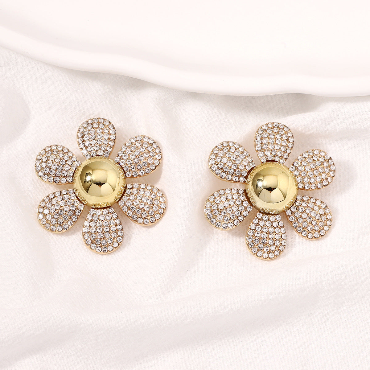 Romantic Earring for Special Moments