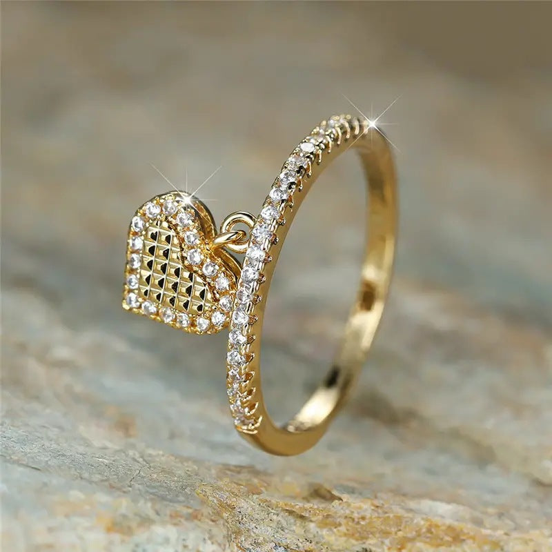 Stunning Pendant for Daily Wear