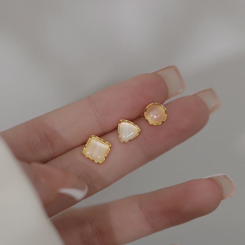 Stunning Earring for Daily Wear
