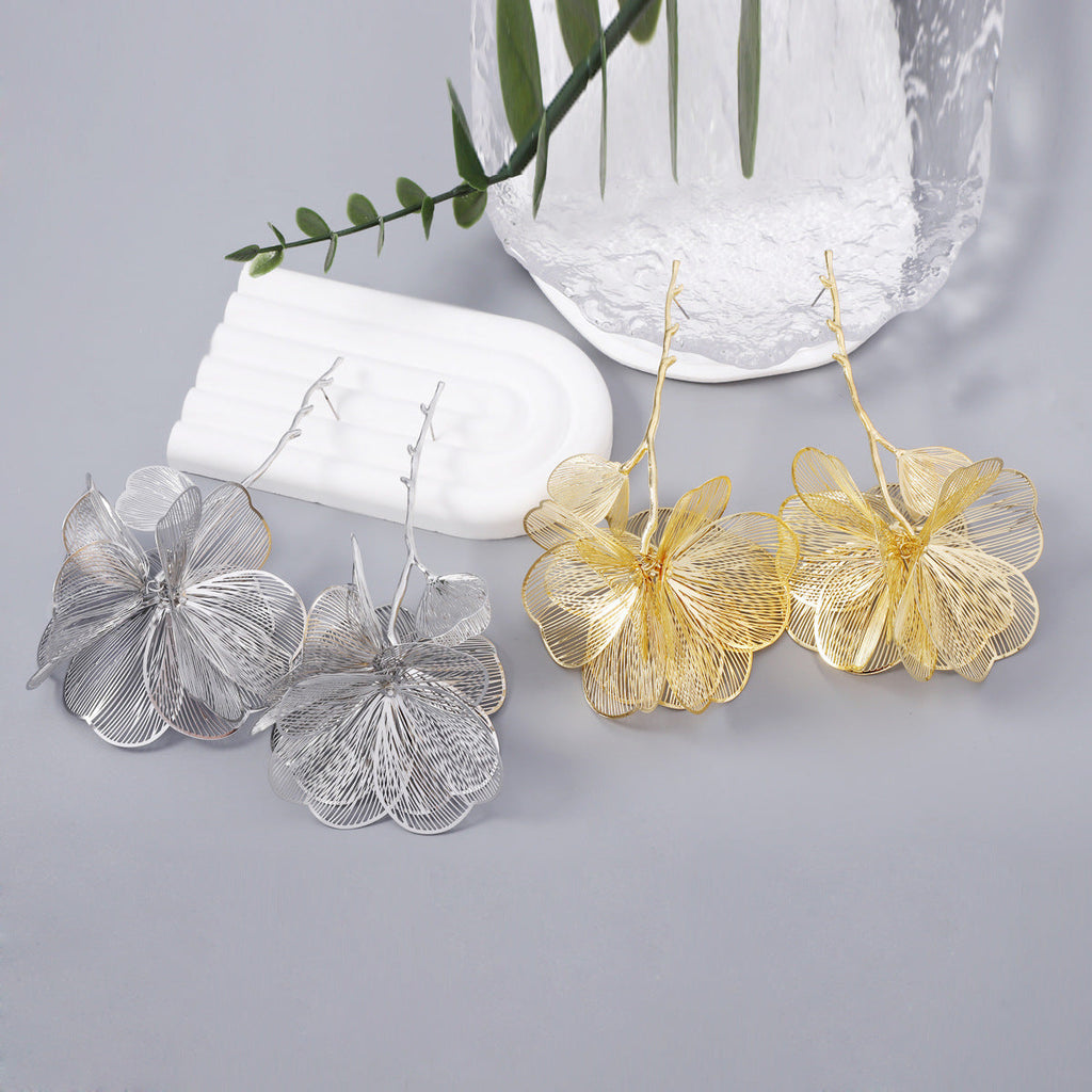 Elegant Earring for Every Occasion