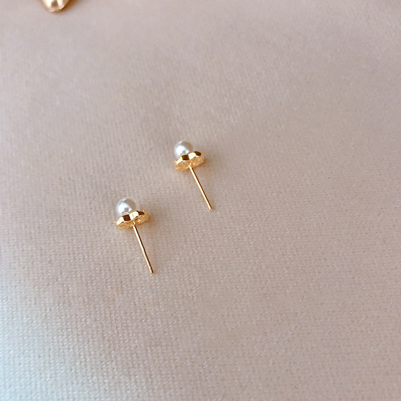 Delicate Artisan Pearl Earring