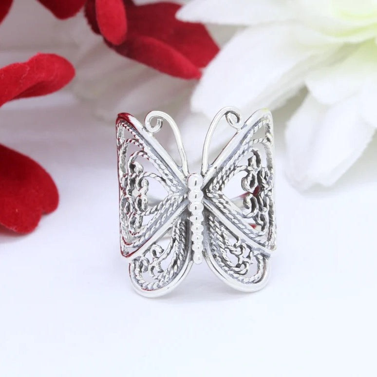Beautiful Ring with Unique Style