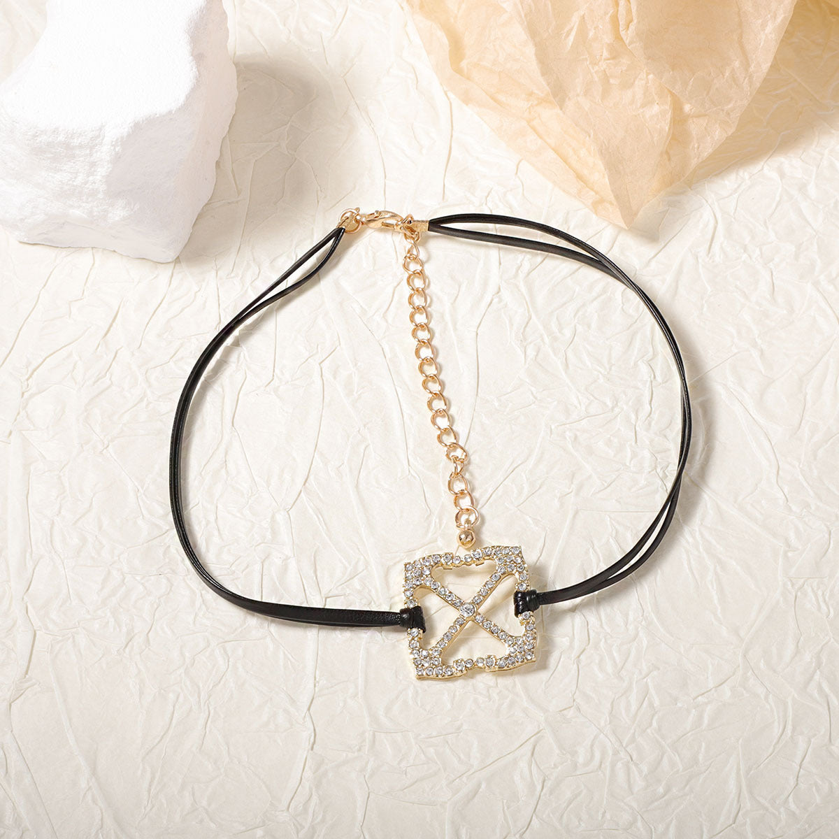 Charming Chain for Any Occasion