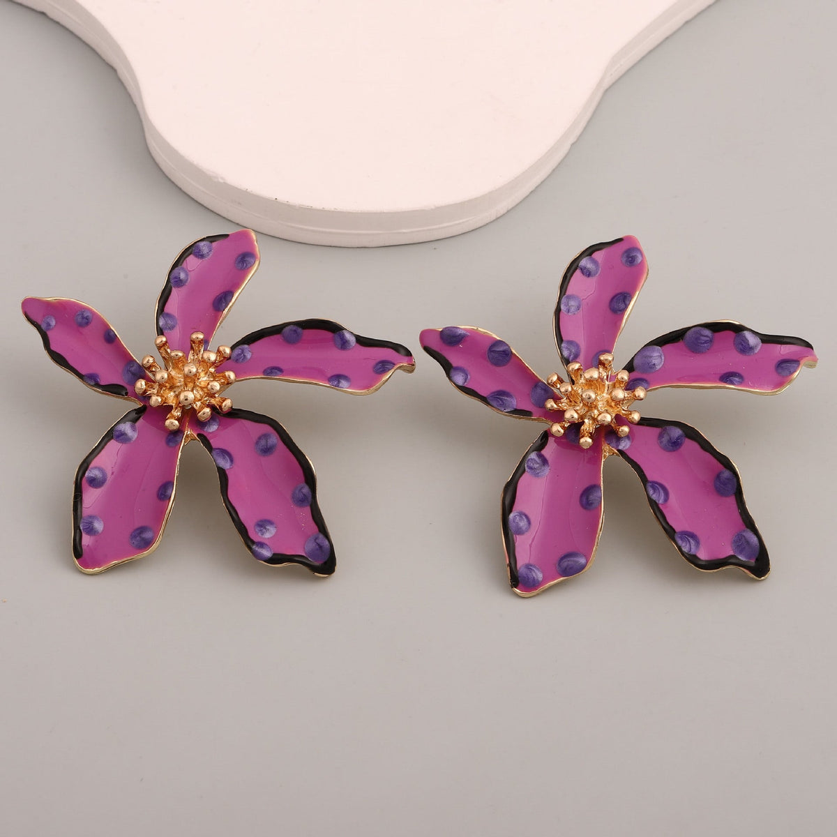 Stunning Earring for Daily Wear