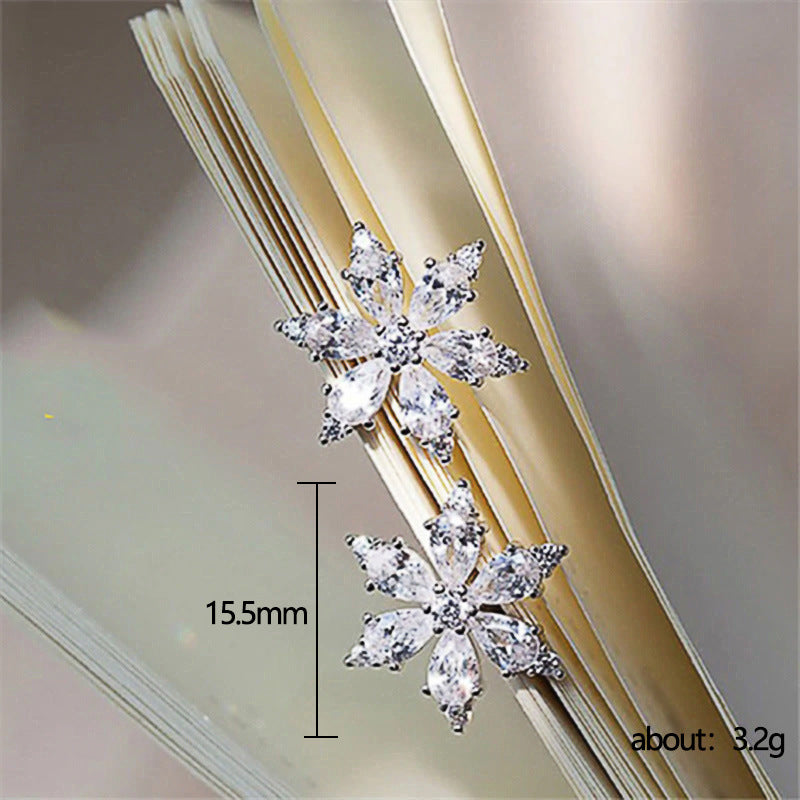 Elegant Earring for Every Occasion