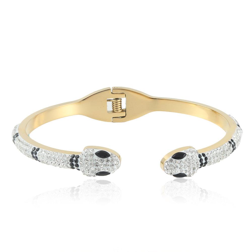 Charming Bracelet for Any Occasion