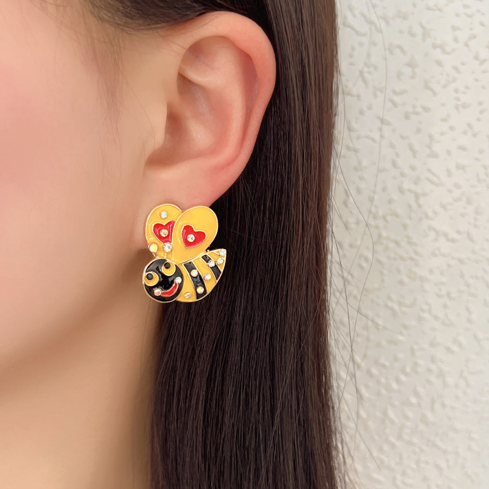 Charming Earring for Any Occasion
