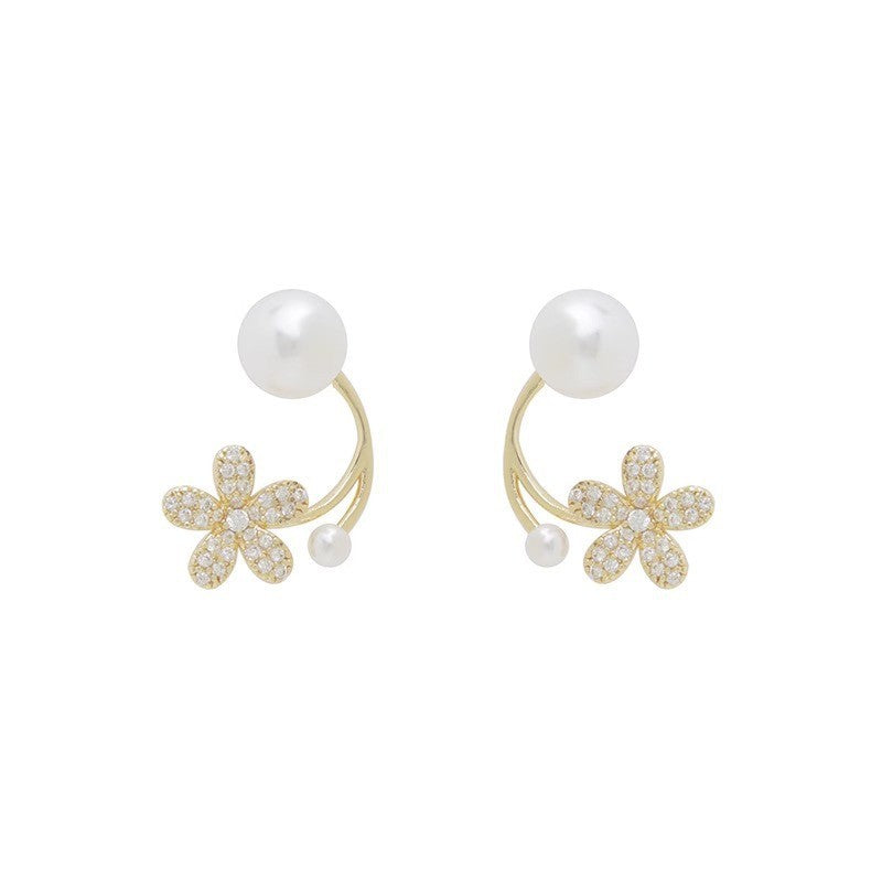 Stunning Pearl Earring for Daily Wear