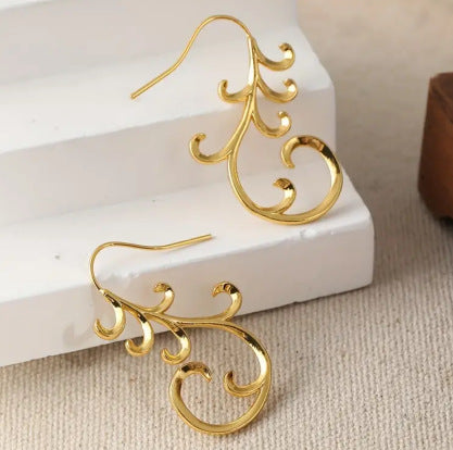 Charming Earring for Any Occasion