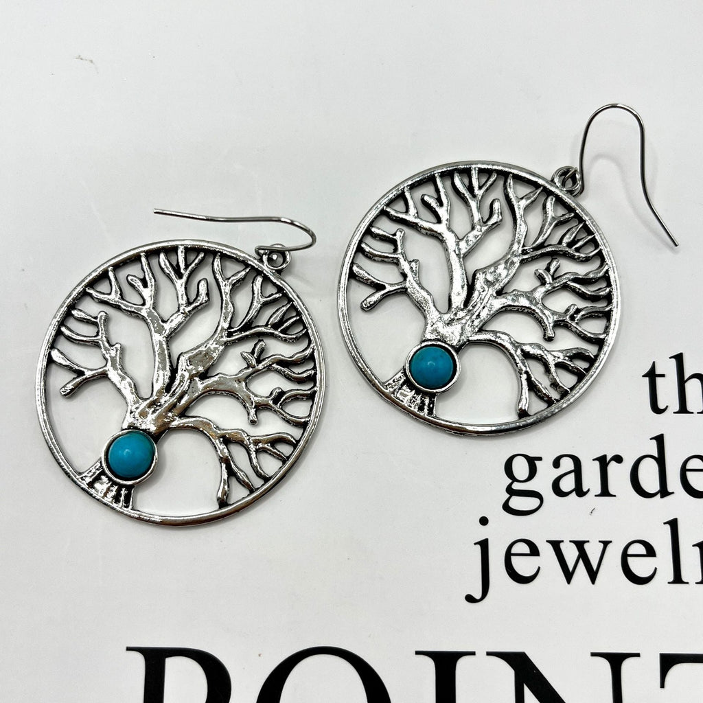 Charming Earring for Any Occasion