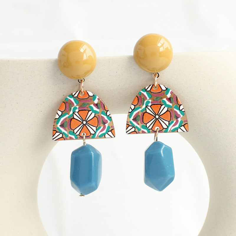 Charming Earring for Any Occasion
