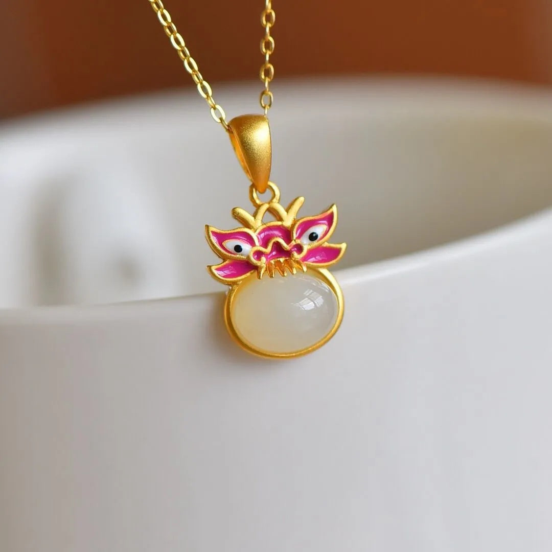 Romantic Gold Necklace for Special Moments