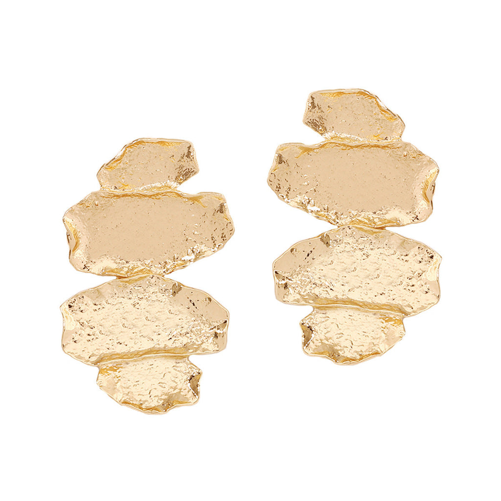 Beautiful Gold Earring with Unique Style