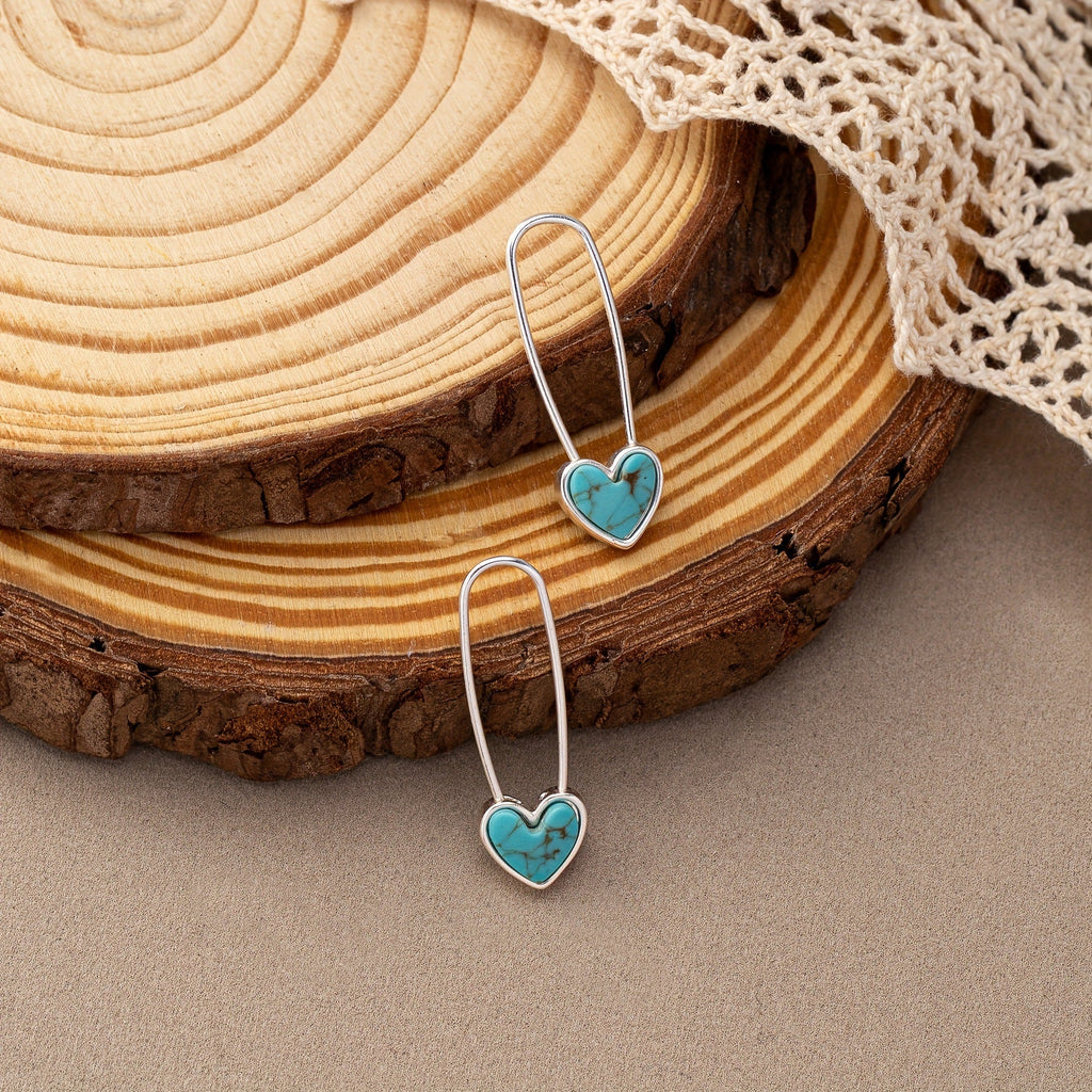 Charming Earring for Any Occasion