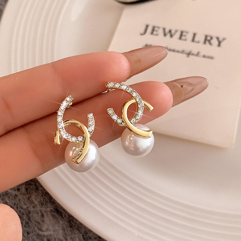 Delicate Artisan Pearl Earring