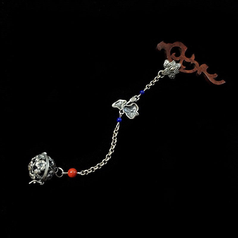Charming Silver Pendant for Any Occasion