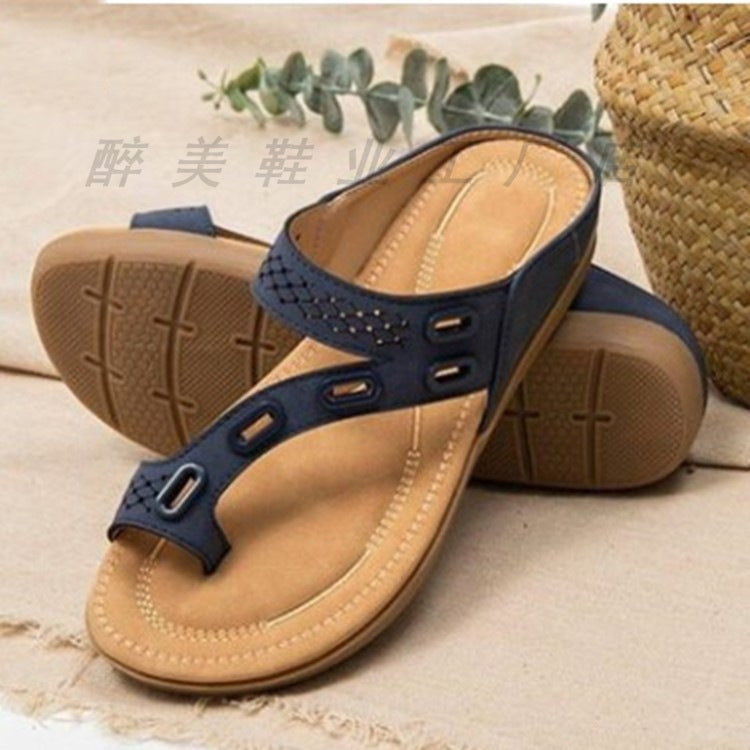 Chic Orthopedic Sandals with Unique Design