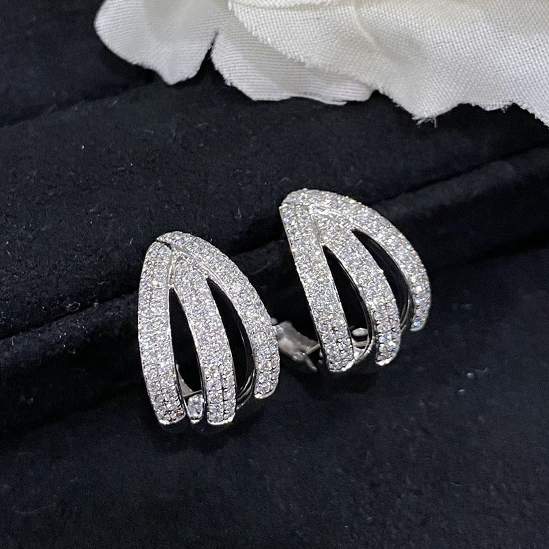 Classic Earring with Timeless Appeal