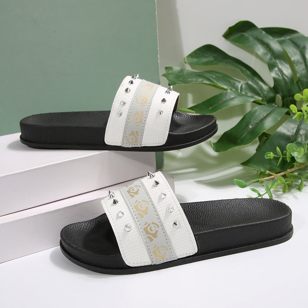 Graceful Orthopedic Sandals for Modern Look