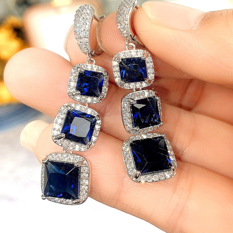 Elegant Earring for Every Occasion