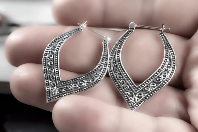 Romantic Earring for Special Moments