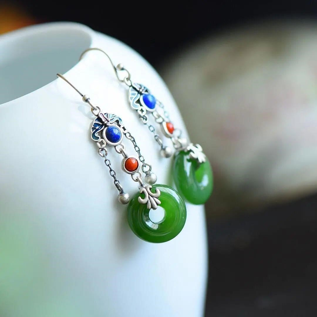 Elegant Silver Earring for Every Occasion