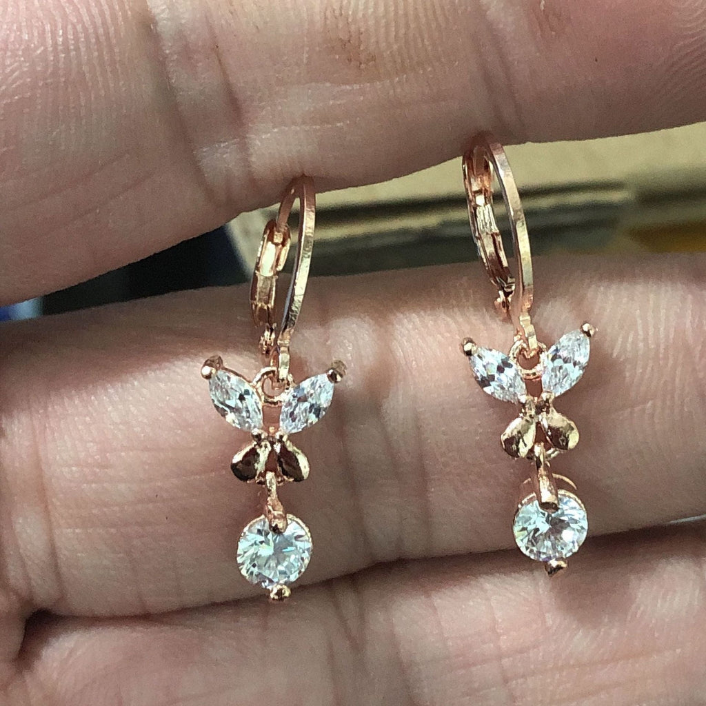 Charming Earring for Any Occasion