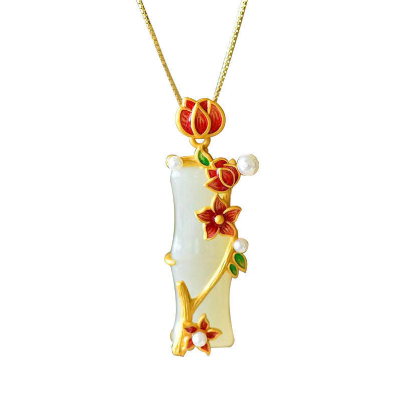 Stunning Silver Necklace for Daily Wear