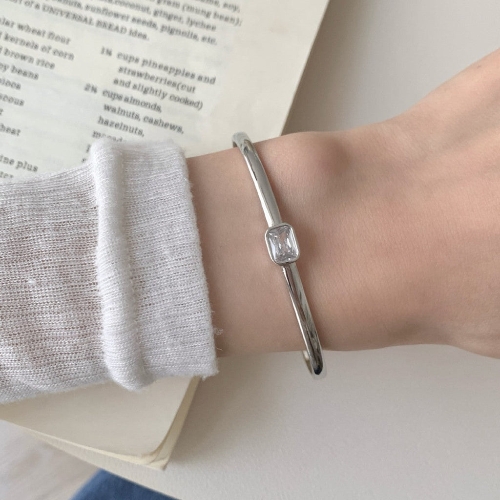Classic Bracelet with Timeless Appeal