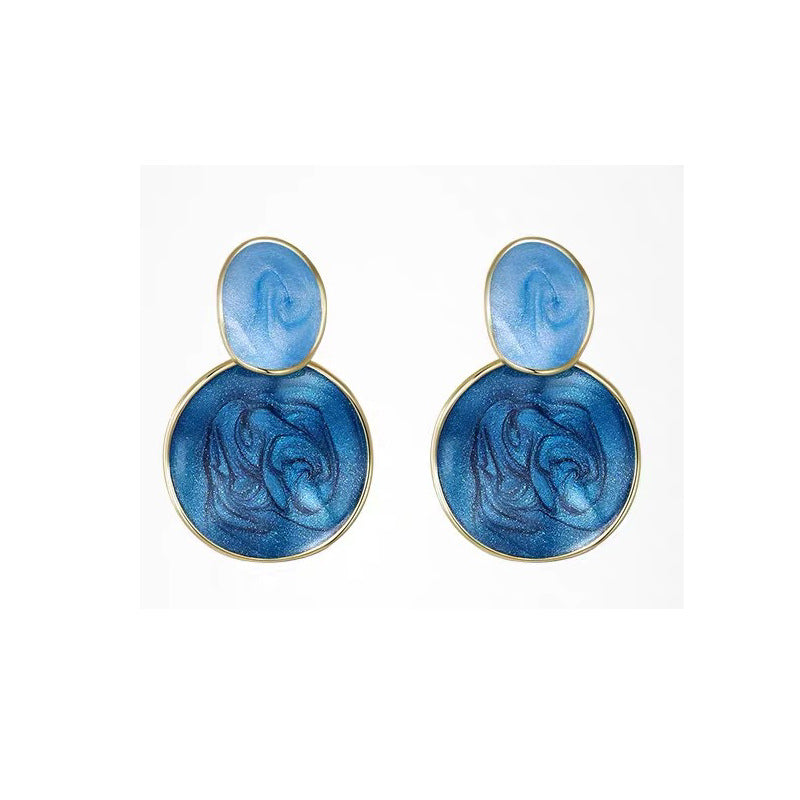 Elegant Earring for Every Occasion