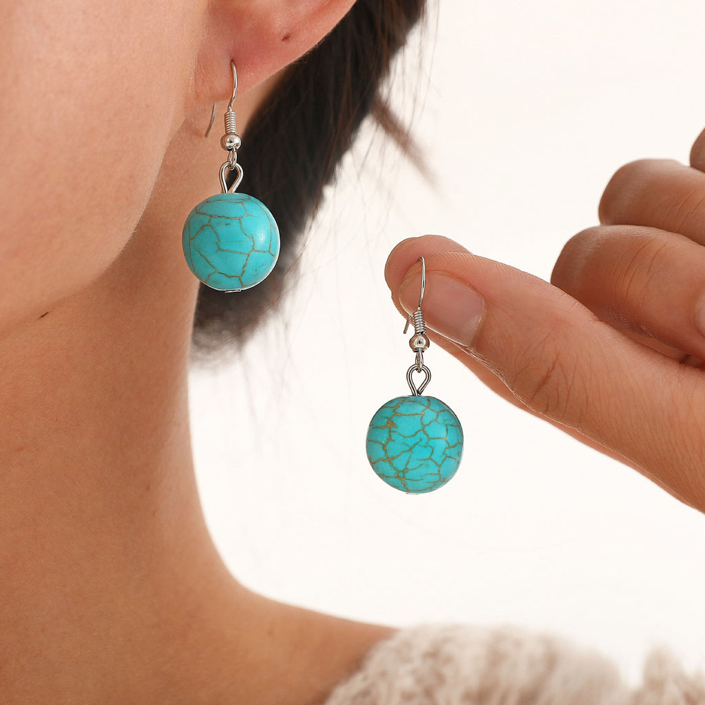 Charming Piece for Any Occasion