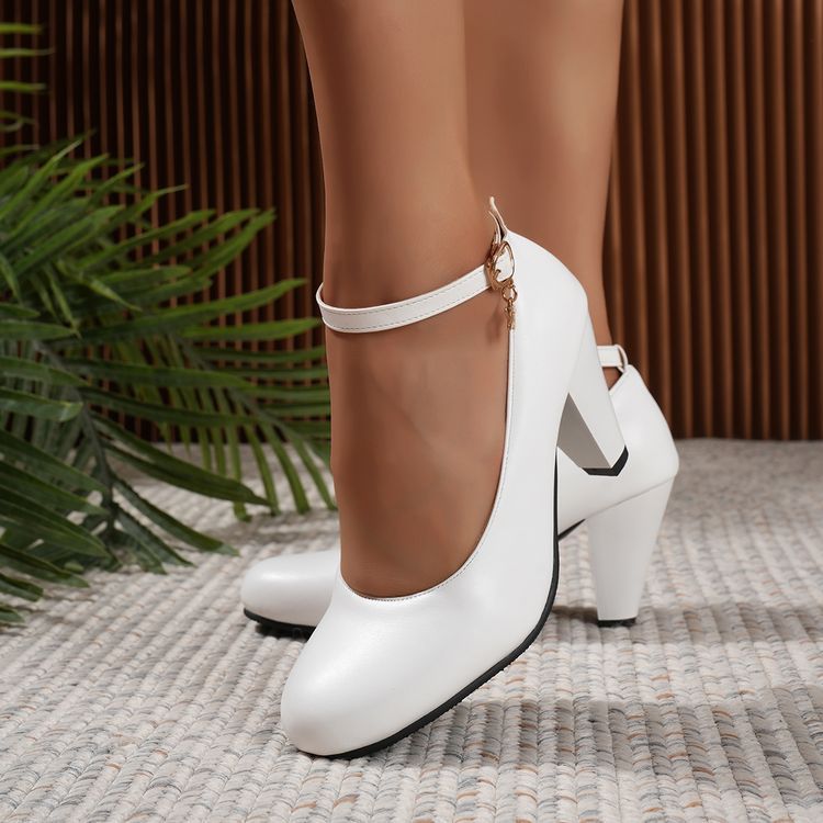 Chic Orthopedic Shoes with Unique Design