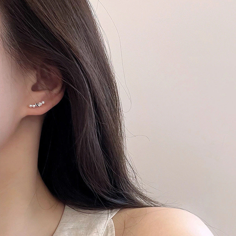 Classic Pearl Earring with Timeless Appeal