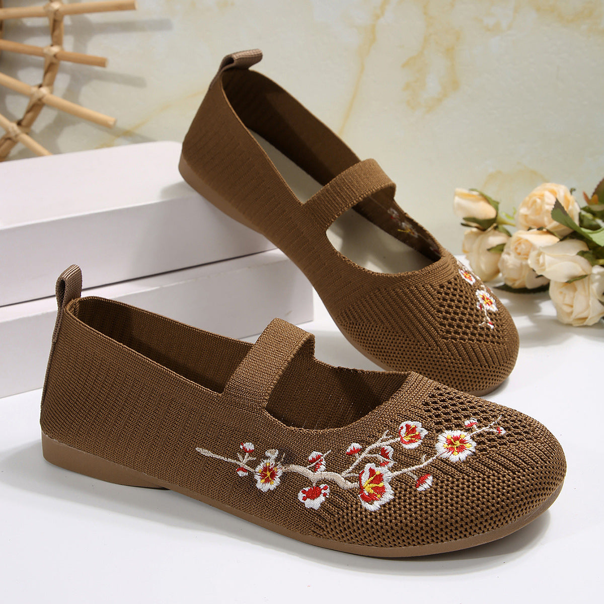 Graceful Orthopedic Shoes for Modern Look