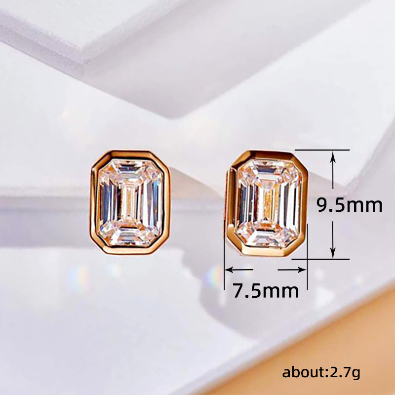 Stunning Earring for Daily Wear