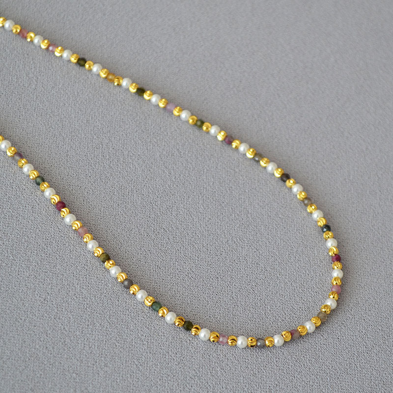 Classic Pearl Necklace with Timeless Appeal