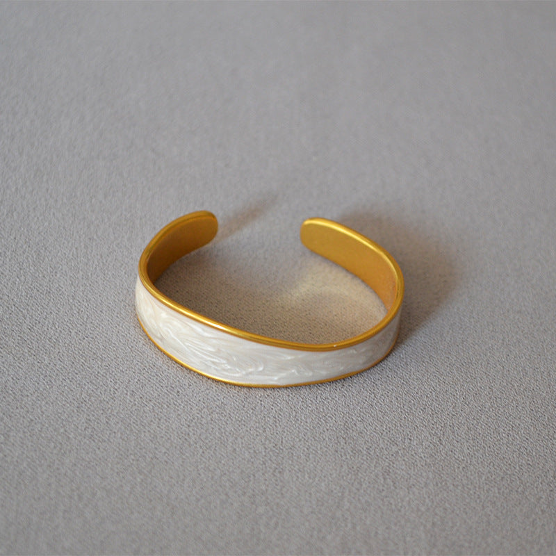 Elegant Gold Bracelet for Every Occasion