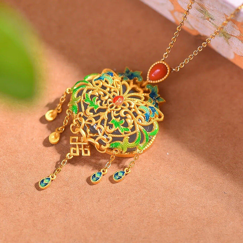Stunning Necklace for Daily Wear