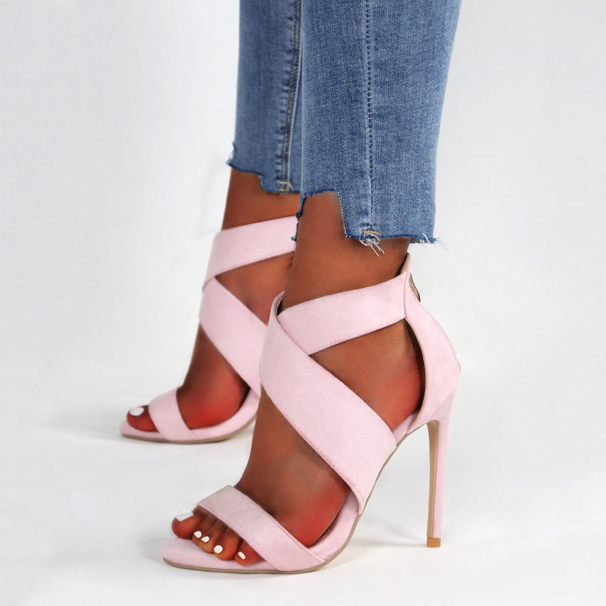 Chic Orthopedic Sandals with Unique Design