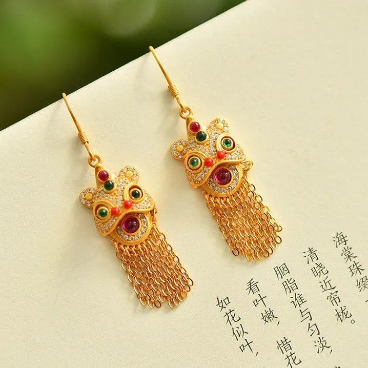 Beautiful Gold Earring with Unique Style