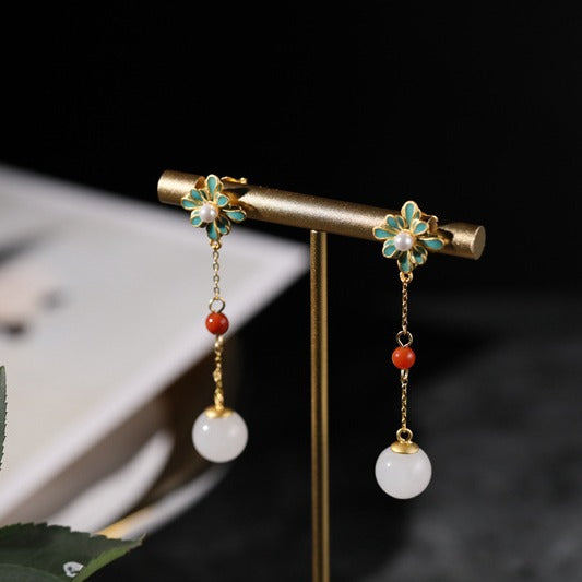 Classic Silver Earring with Timeless Appeal
