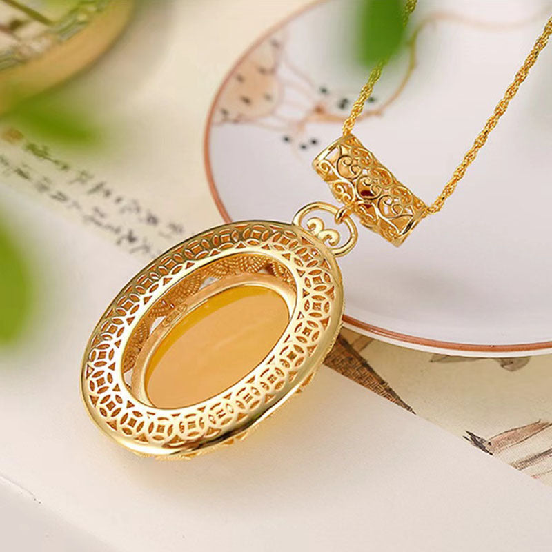 Beautiful Gold Pendant with Unique Style