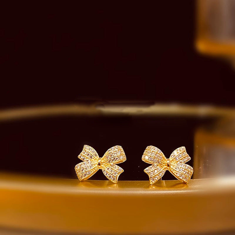 Stunning Pearl Earring for Daily Wear