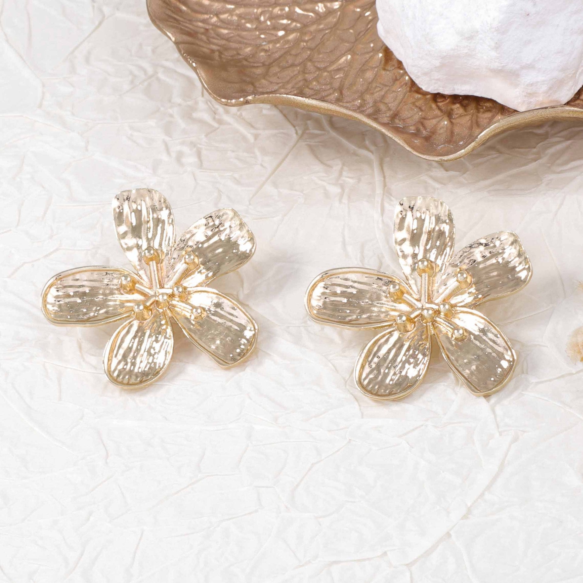 Classic Earring with Timeless Appeal